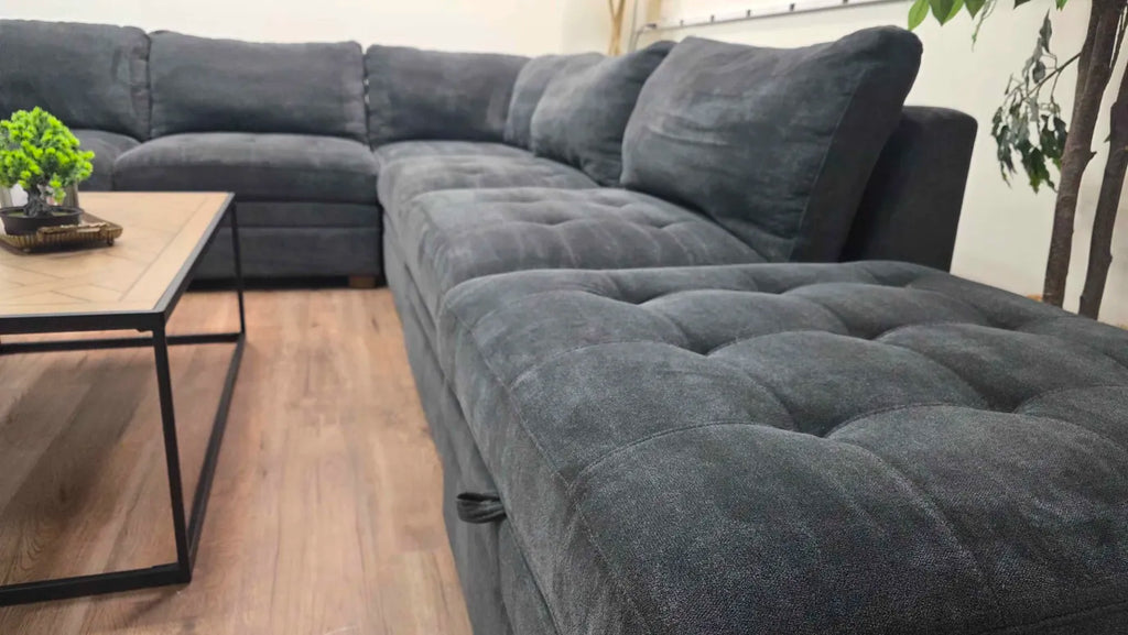 Thomasville Tisdale Modular Sectional 6-piece Dark Gray with Storage Ottoman