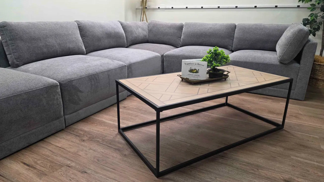 Thomasville Fallon Modular Sectional with Ottoman
