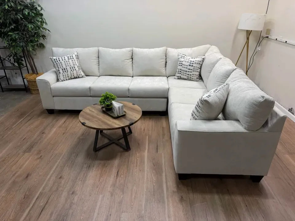 Monroe 2-Piece Sectional