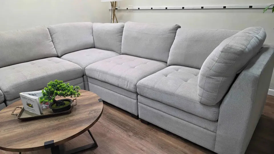 Thomasville Tisdale Modular Sectional Couch 7-piece Beige with Storage Ottoman