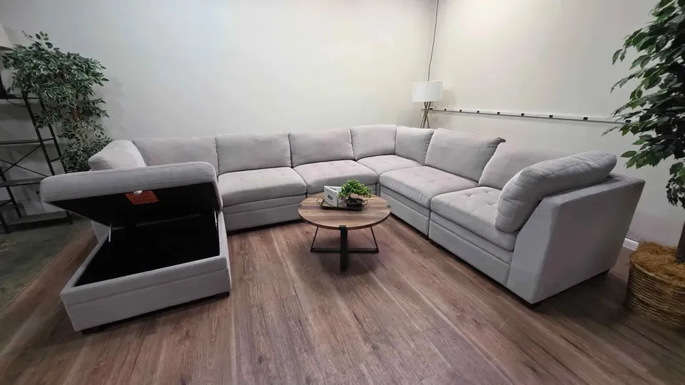 Thomasville Tisdale Modular Sectional Couch 7-piece Beige with Storage Ottoman