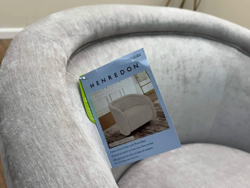 Henredon Aspen Hill Fabric Swivel Chair
