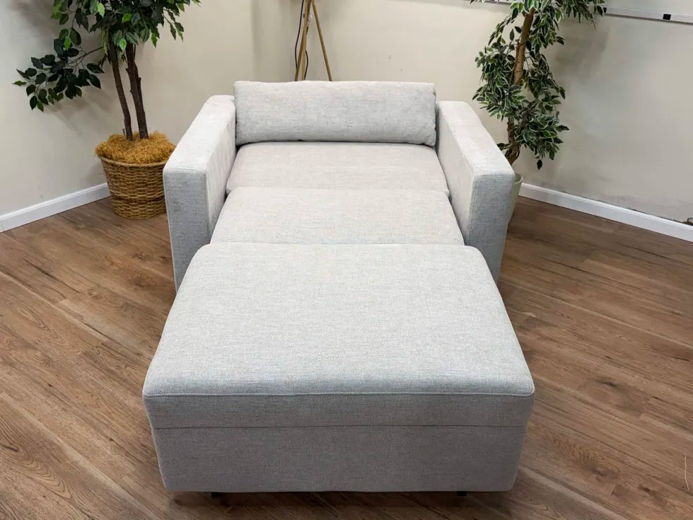 Thomasville Dillard Fabric Twin Size Convertible Sleeper Chair