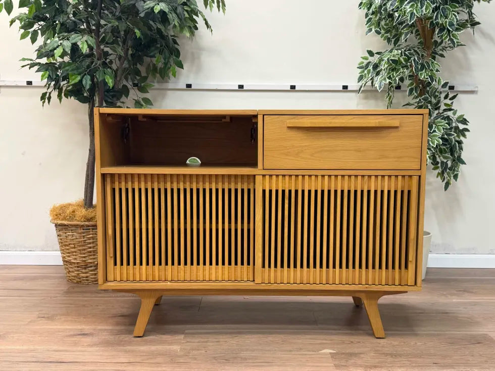 Article Jokuna Vinyl Media Unit