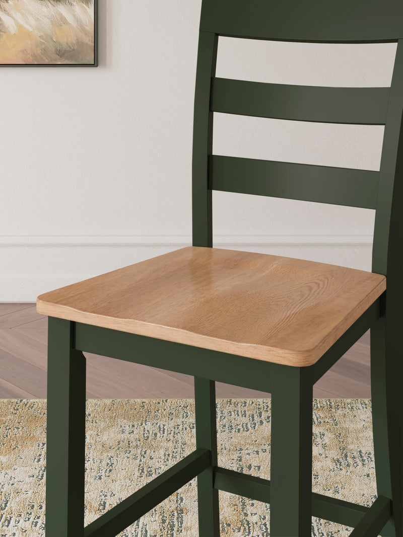 Gesthaven Counter Height Dining Table and 2 Barstools