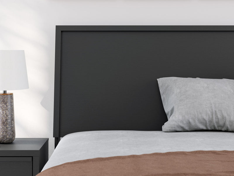 Danziar Full Panel Bed